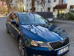 Blau Gebraucht 2018 Skoda Superb LAURIN & KLEMENT Kombi | 24.500 € (Etwas zu teuer)