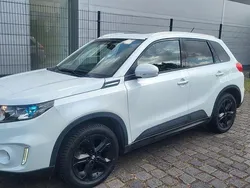Weiß Gebraucht 2016 Suzuki Vitara Comfort+ SUV | 15.800 € (Guter Preis)