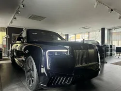 Schwarz Gebraucht 2024 Rolls Royce Cullinan SUV | 529.777 €