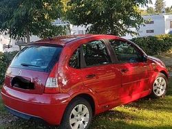 Rot Gebraucht 2006 Citroën C3 Limousine | 1.400 €