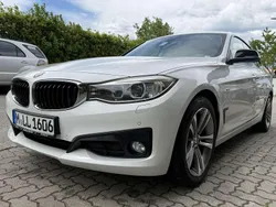 Weiß Gebraucht 2013 BMW 320 Limousine | 10.990 € (Superpreis)