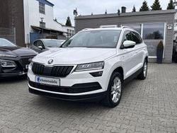 Candyweiss Gebraucht 2021 Skoda Karoq Clever SUV | 19.980 € (Guter Preis)