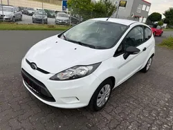 Weiß Gebraucht 2012 Ford Fiesta Ambiente Kleinwagen | 1.300 € (Guter Preis)