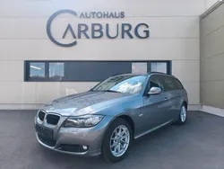 Grau Gebraucht 2011 BMW 320 Kombi | 4.499 € (Guter Preis)