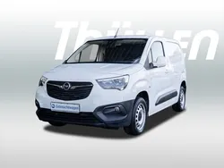 Weiß Gebraucht 2021 Opel Combo Edition Van / Kleinbus | 19.980 € (Superpreis)