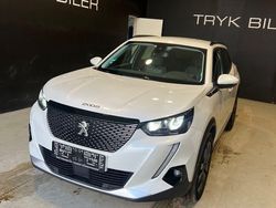 Weiß Gebraucht 2021 Peugeot 2008 Allure SUV | 12.800 € (Guter Preis)
