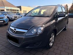 Grau Gebraucht 2014 Opel Zafira Family Van / Kleinbus | 3.990 € (Superpreis)