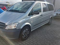 Brillantsilber metallic Gebraucht 2012 Mercedes Vito Van / Kleinbus | 9.950 € (Fairer Preis)