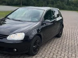 Schwarz Gebraucht 2007 VW Golf V Limousine | 3.500 €