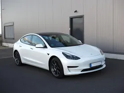 Weiß Gebraucht 2021 Tesla Model 3 Standard Range Limousine | 23.199 € (Guter Preis)