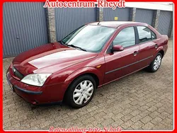 Rot Gebraucht 2001 Ford Mondeo Limousine | 3.290 € (Teuer)