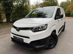 Weiß Gebraucht 2021 Toyota Proace City City Van / Kleinbus | 12.990 € (Fairer Preis)