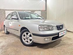 Silber Gebraucht 2002 Hyundai Elantra GLS Limousine | 2.891 €