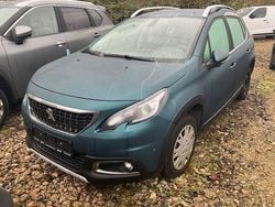 Emerald crystal metallic Gebraucht 2019 Peugeot 2008 Allure SUV | 11.490 € (Guter Preis)
