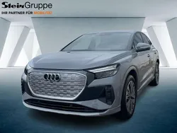 Grau Gebraucht 2023 Audi Q4 Sportback e-tron Basis SUV | 26.330 € (Guter Preis)