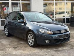 Blau Gebraucht 2011 VW Golf VI Team Limousine | 5.999 € (Fairer Preis)