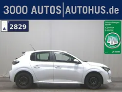 Weiss Gebraucht 2021 Peugeot 208 Active Kleinwagen | 8.980 € (Guter Preis)