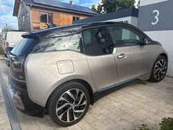 Beige Gebraucht 2022 BMW i3 Kleinwagen | 20.900 € (Etwas zu teuer)