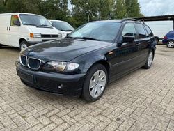 Schwarz Gebraucht 2004 BMW 316 Sport Line Kombi | 3.600 € (Etwas zu teuer)