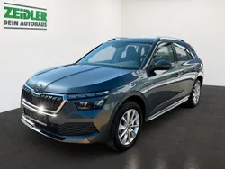 Grau Gebraucht 2020 Skoda Kamiq Style SUV | 22.450 € (Etwas zu teuer)