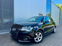 Schwarz Gebraucht 2014 Audi A1 Attraction Kleinwagen | 6.790 €