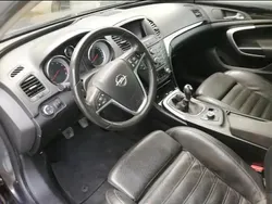 Grau Gebraucht 2009 Opel Insignia Sport Kombi | 2.800 € (Guter Preis)