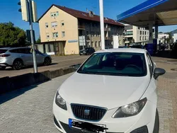 Weiß Gebraucht 2011 Seat Ibiza SC Reference Kleinwagen | 3.750 € (Etwas zu teuer)