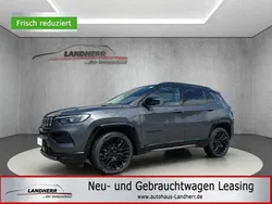 Grau (grigio moda (graphite grey metalli (metallic) Gebraucht 2024 Jeep Compass SUV | 25.730 € (Superpreis)