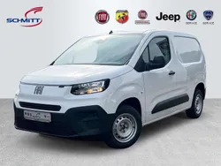 Gelato weiß Neu 2025 Fiat Doblò Easy Van / Kleinbus | 20.990 € (Etwas zu teuer)