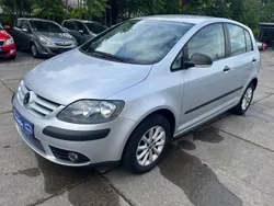 Silber Gebraucht 2009 VW Golf Plus Cross Trendline Van / Kleinbus | 7.790 € (Fairer Preis)
