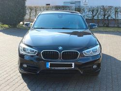 Schwarz Gebraucht 2017 BMW 120 Sport Line Kleinwagen | 18.999 € (Etwas zu teuer)