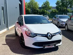 Weiß Gebraucht 2016 Renault Clio IV Kleinwagen | 9.290 € (Etwas zu teuer)