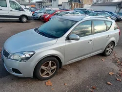 Silber Gebraucht 2011 Kia Ceed Kombi | 2.000 € (Superpreis)