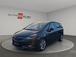 Grün Gebraucht 2016 Opel Zafira Tourer Van / Kleinbus | 11.950 € (Fairer Preis)