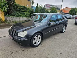 Grau Gebraucht 2003 Mercedes C200 Avantgarde Limousine | 3.300 € (Fairer Preis)