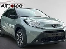 Grün Neu 2025 Toyota Aygo Team Kleinwagen | 17.490 €