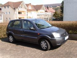Grau metallic Gebraucht 2004 Ford Fusion Kombi | 5.190 €