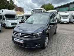 Blau Gebraucht 2020 VW Caddy Van / Kleinbus | 19.999 € (Etwas zu teuer)