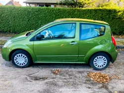 Grün Gebraucht 2004 Citroën C2 Kleinwagen | 450 €