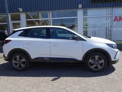 Weiß Gebraucht 2024 Opel Grandland X SUV | 26.444 € (Guter Preis)