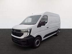 Mineralweiß Gebraucht 2024 Renault Master Van | 25.202 €