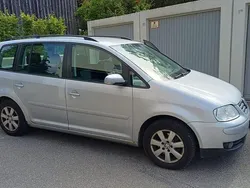 Grau Gebraucht 2004 VW Touran Trendline Van / Kleinbus | 1.000 € (Superpreis)