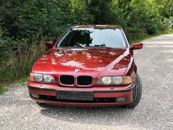 Rot Gebraucht 1996 BMW 528 Limousine | 7.500 € (Teuer)