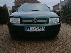 Grün Gebraucht 1999 VW Bora Comfortline Limousine | 1.750 € (Fairer Preis)