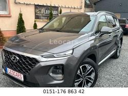 Grau Gebraucht 2020 Hyundai Santa Fe Premium SUV | 28.800 € (Etwas zu teuer)