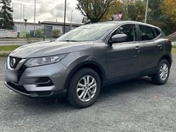 Grau Gebraucht 2020 Nissan Qashqai Visia SUV | 15.900 € (Fairer Preis)