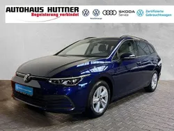 Atlantik blue (metallic) Gebraucht 2022 VW Golf VIII Life Kombi | 21.490 € (Superpreis)