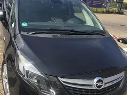 Schwarz Gebraucht 2015 Opel Zafira Tourer Van / Kleinbus | 3.500 € (Fairer Preis)