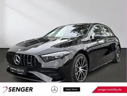lack kosmosschwarz Gebraucht 2025 Mercedes A35 AMG AMG Limousine | 50.880 € (Etwas zu teuer)