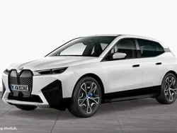 Weiß Gebraucht 2022 BMW iX Sport Line SUV | 41.907 € (Fairer Preis)